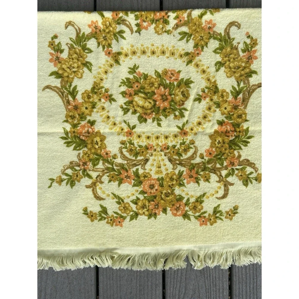 Vintage Tastemaker 100% Cotton Floral Fringe Bath Towels Set Yellow (2) Cottage